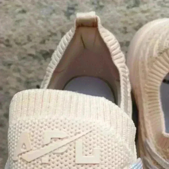 APL Womens Warm Silk/ Pastel Melange Techloom Sneaker 9.5 - Picture 9 of 16